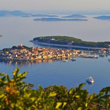 شقة Tutini Dvori Primošten المظهر الخارجي الصورة